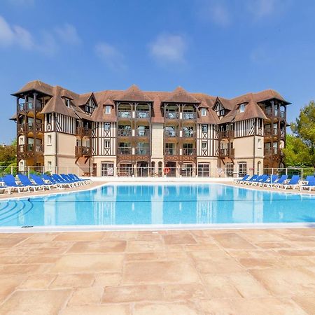 Bel appartement cosy en résidence avec piscine Deauville Exterior foto